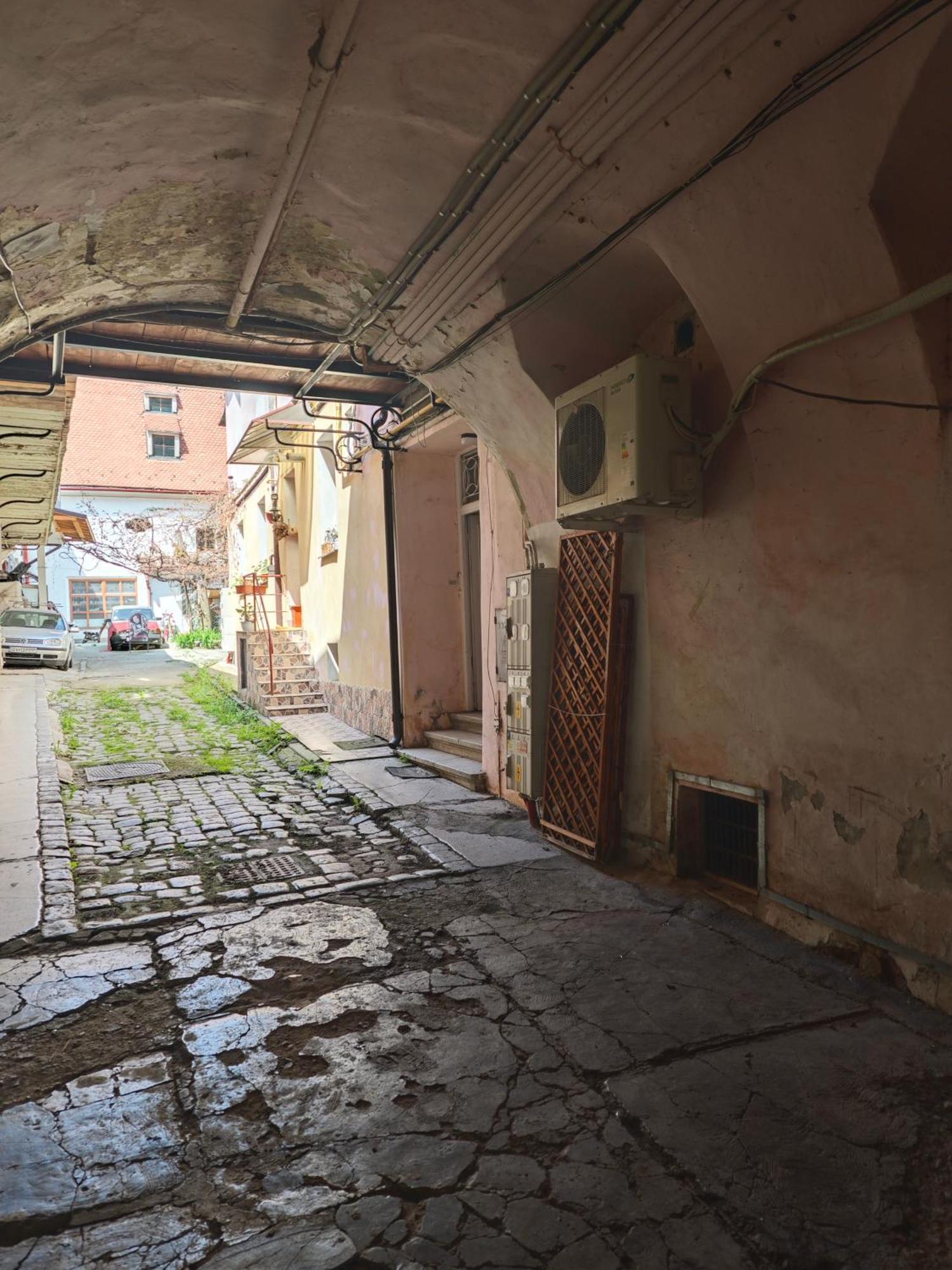 Clasic Studio Central Braşov Exterior foto
